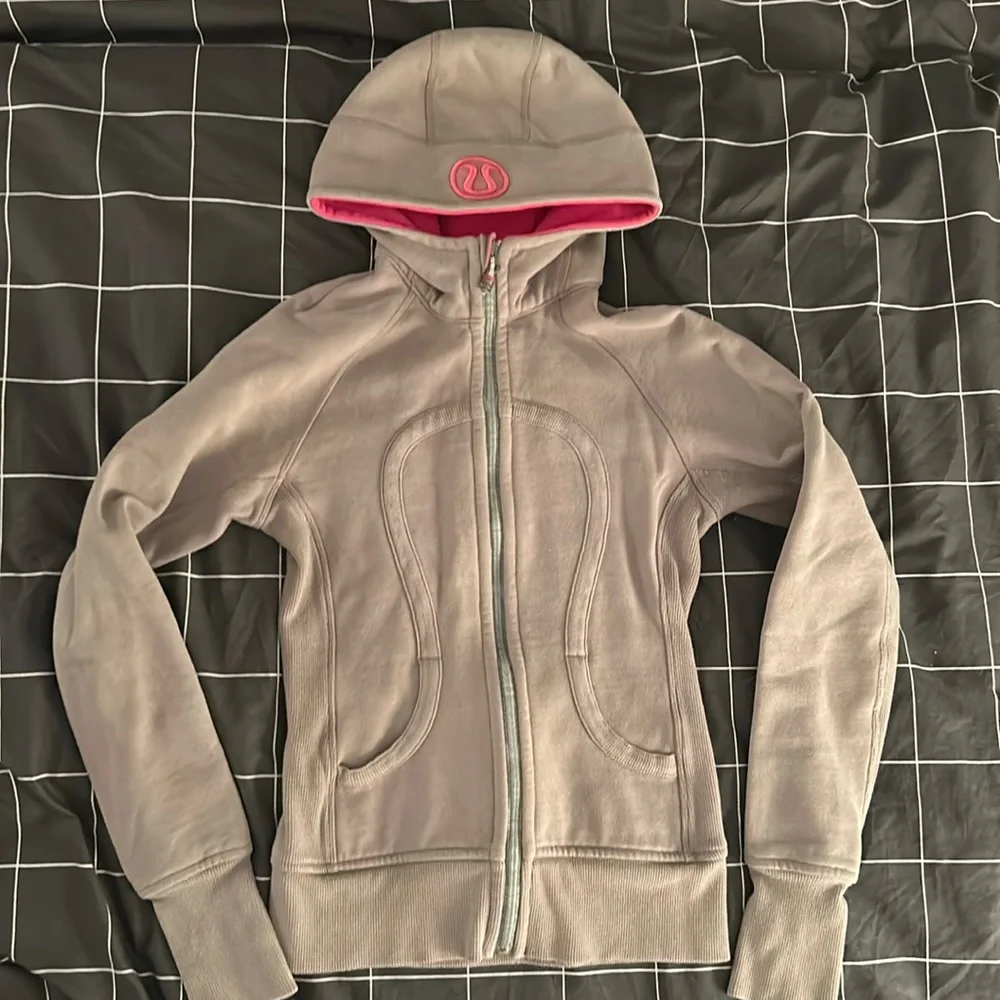 Scuba hoodie 💗☑️ - Picture 1 of 6